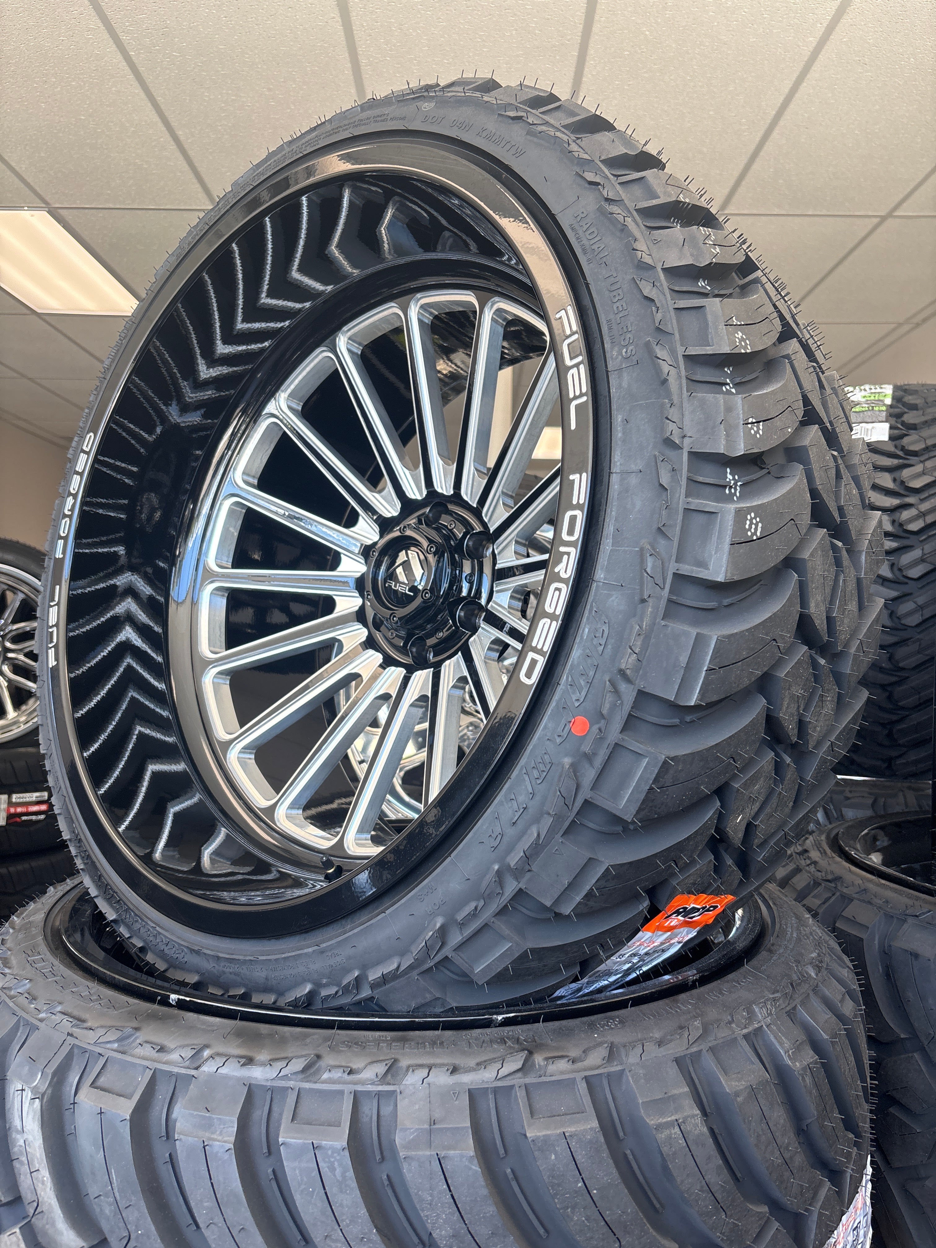 24x14 Fuel Forged FFC75 GBM & 33x13.50R24 AMP MT