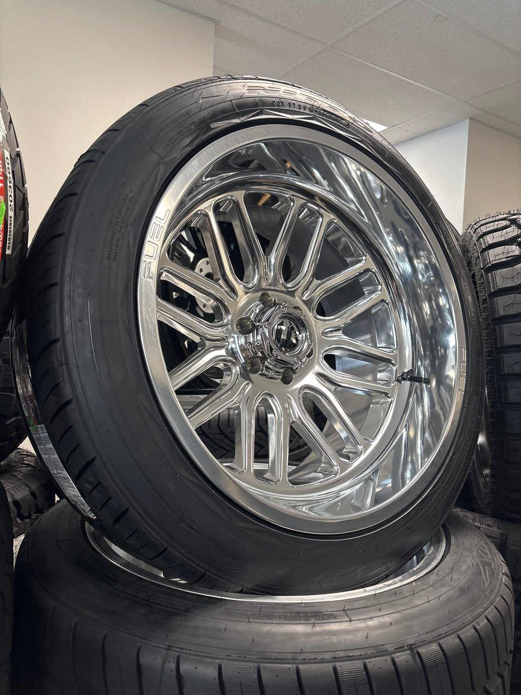 22x12 Fuel Ignite 6x135 & 305/40R22 Nitto NT420V