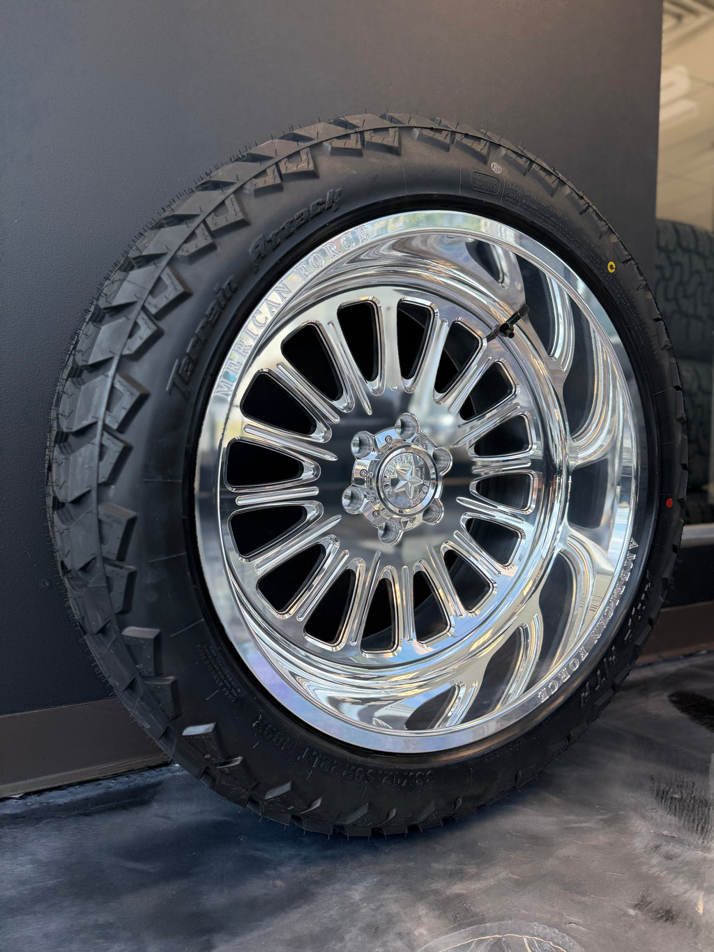 22x12 American Force Lexar SS 6x5.5 & 33x12.50R22 AMP ATA