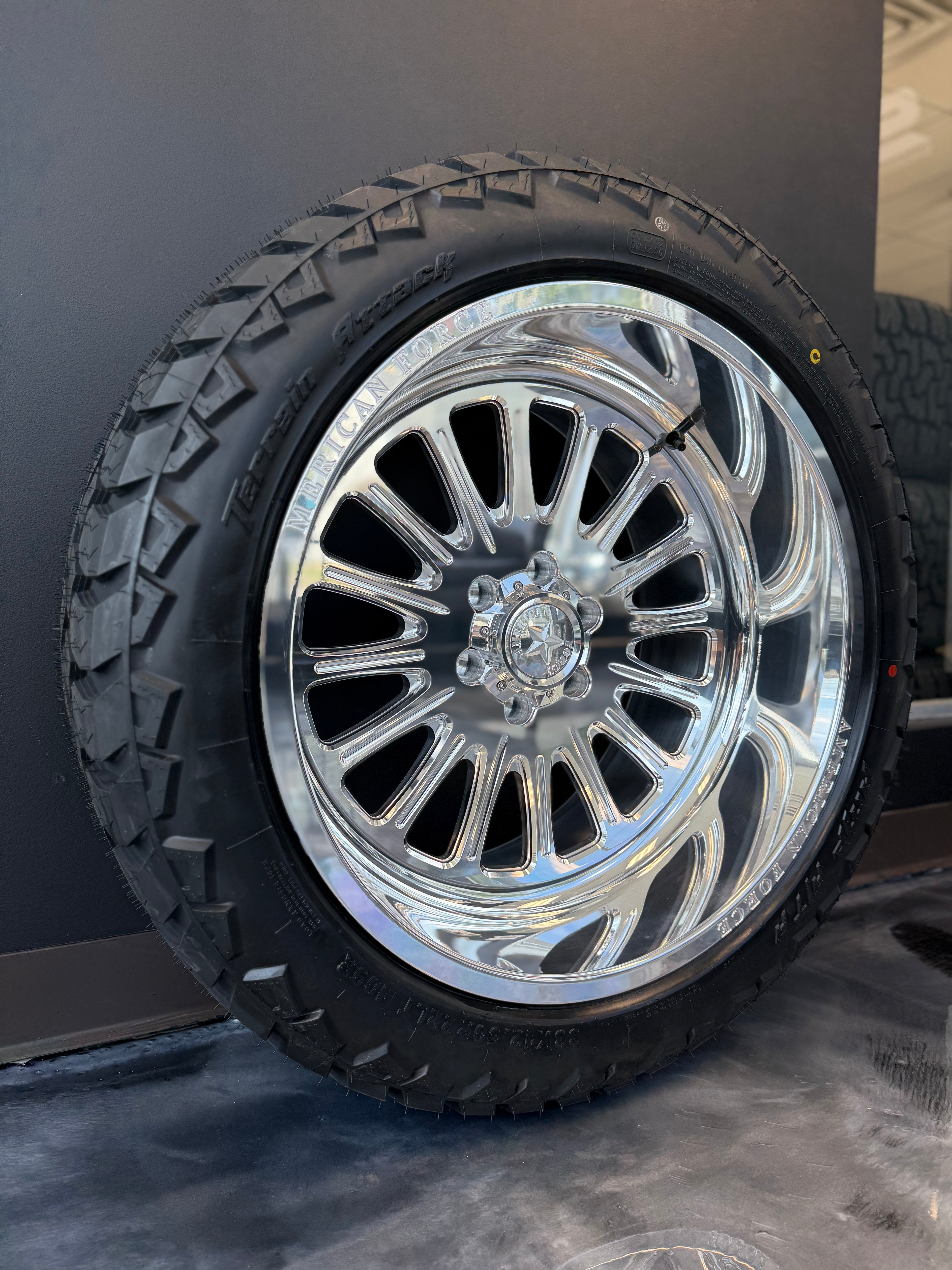 22x12 American Force Lexar SS 6x5.5 & 33x12.50R22 AMP ATA