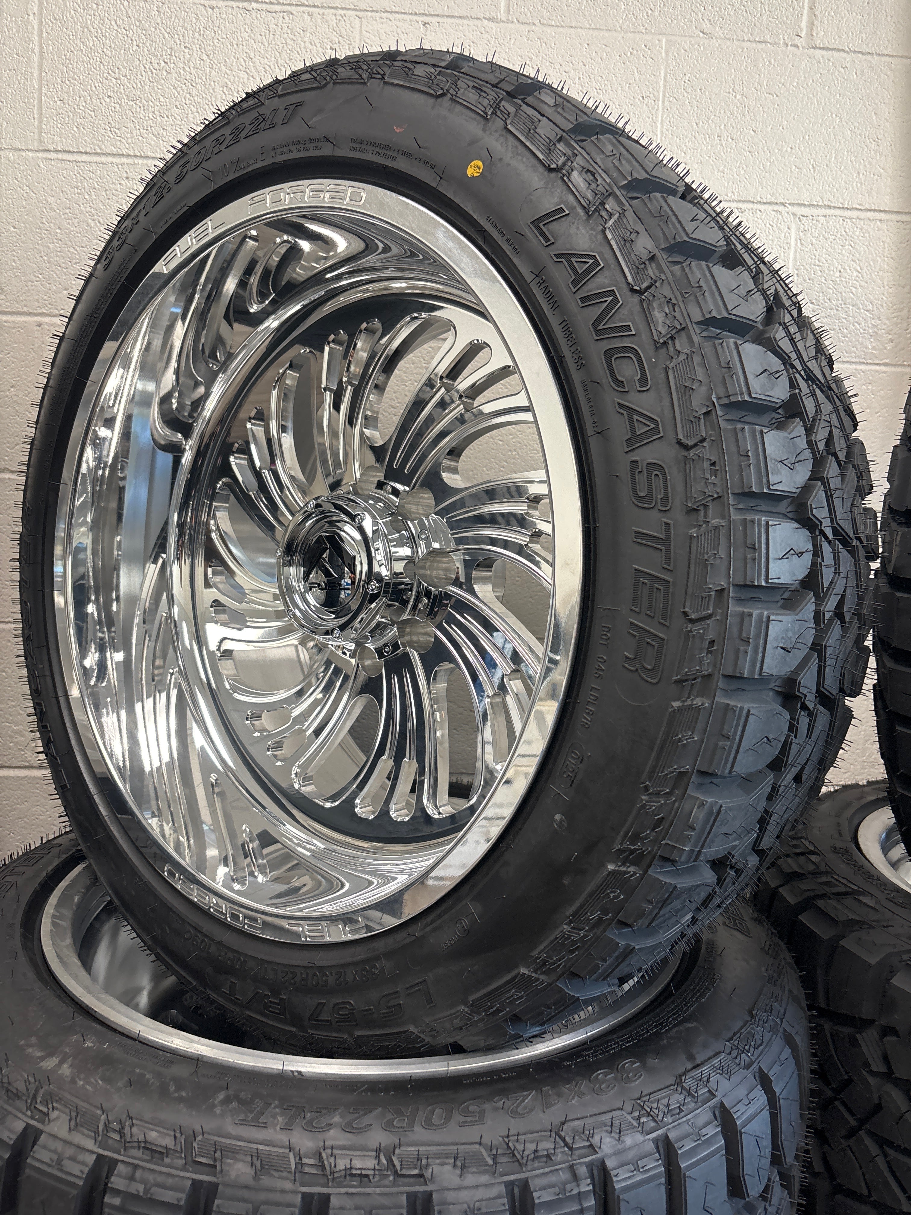 22x12 Fuel Forged 8x170 FF070 & 33x12.50R22 Lancaster R/T