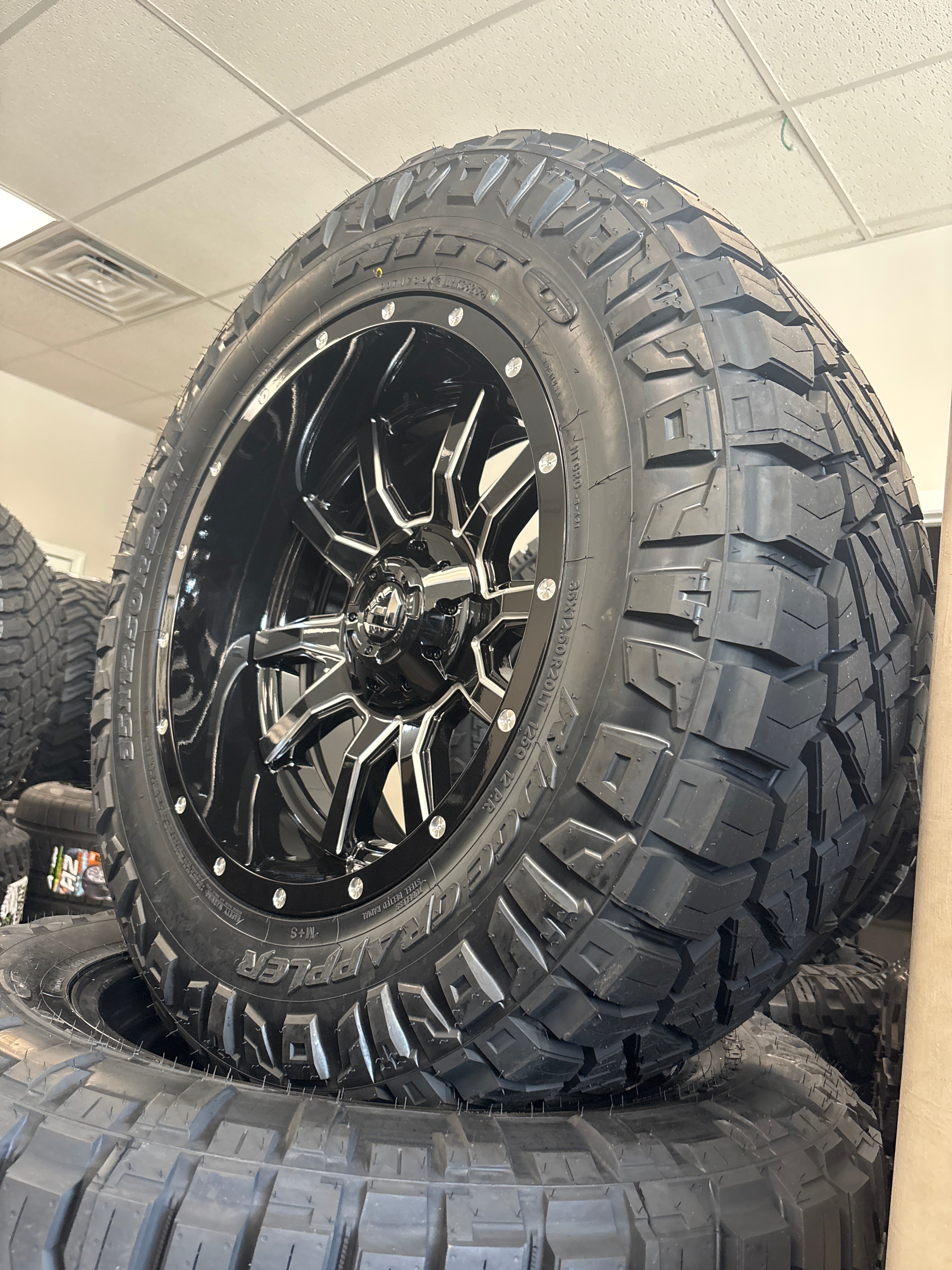 20x10 Fuel Vandal GBM 6x5.5/ 6x135 & 35x12.50R20 Nitto Ridge Grappler