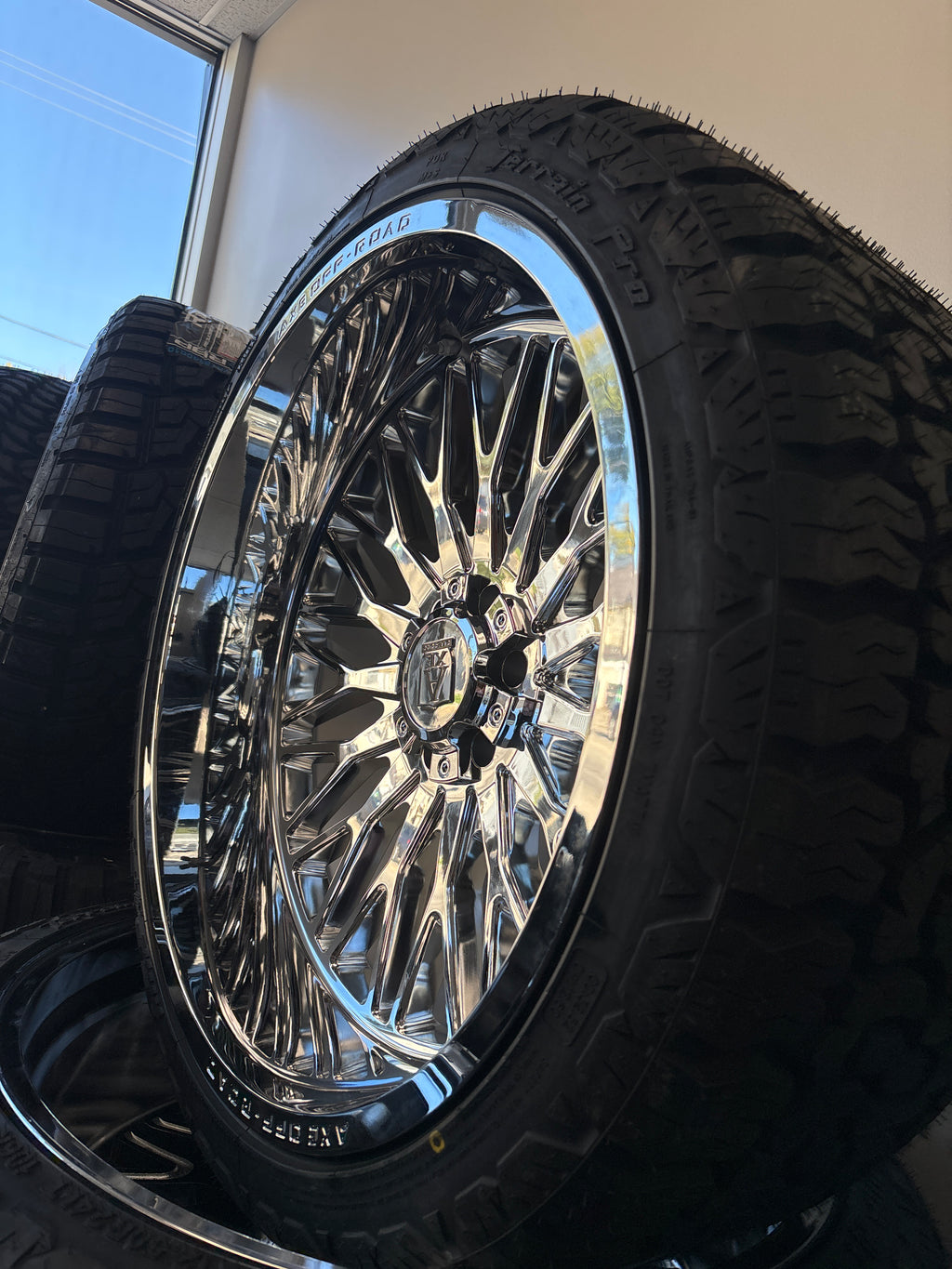 24x12 Axe Kratos Chrome 6x5.5/ 6x135 & 285/40R24 RBP R/T