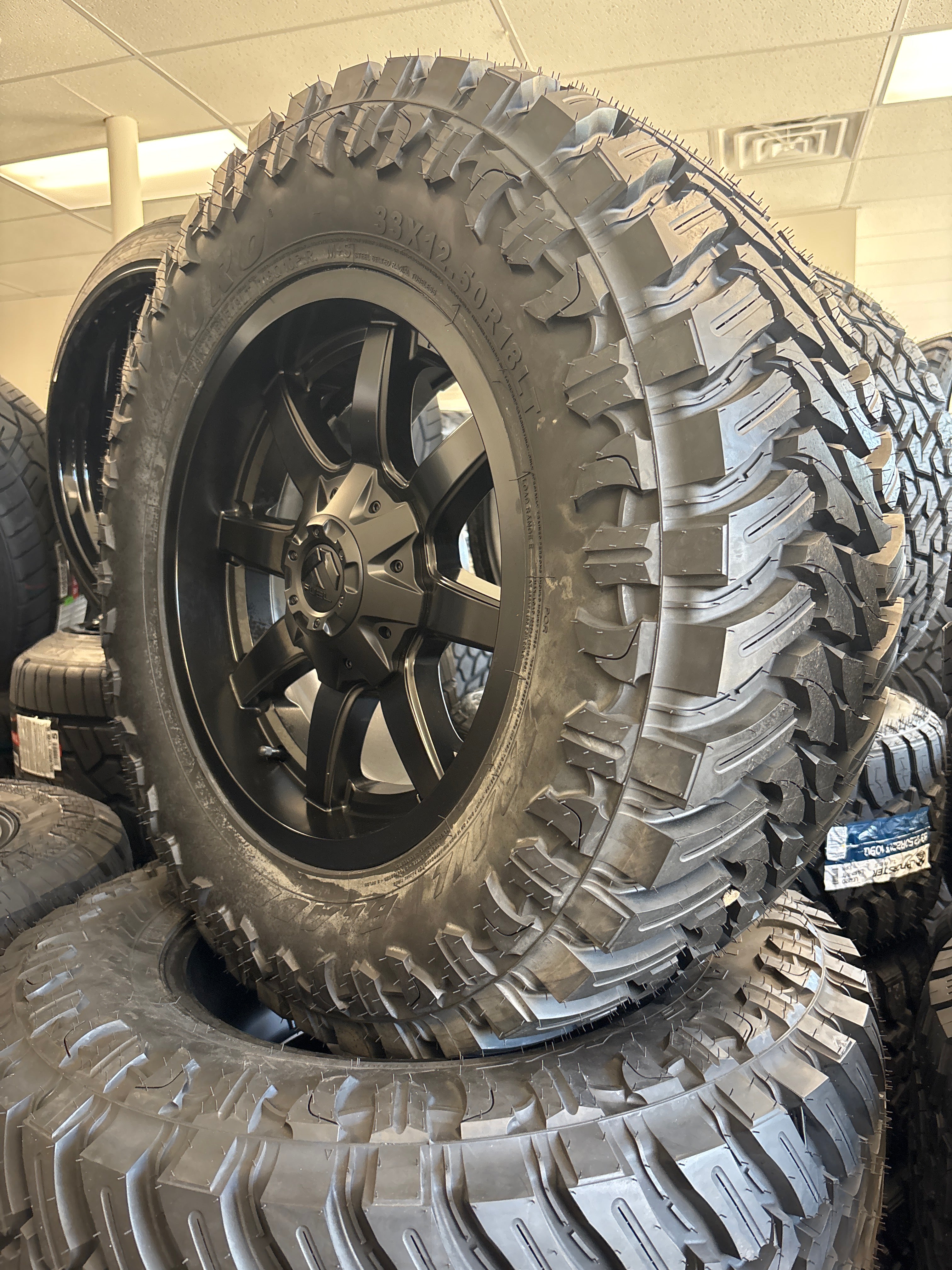 18x9 Fuel Maverick 6x5.5/ 6x120 & 33x12.50R18 Atturo MT