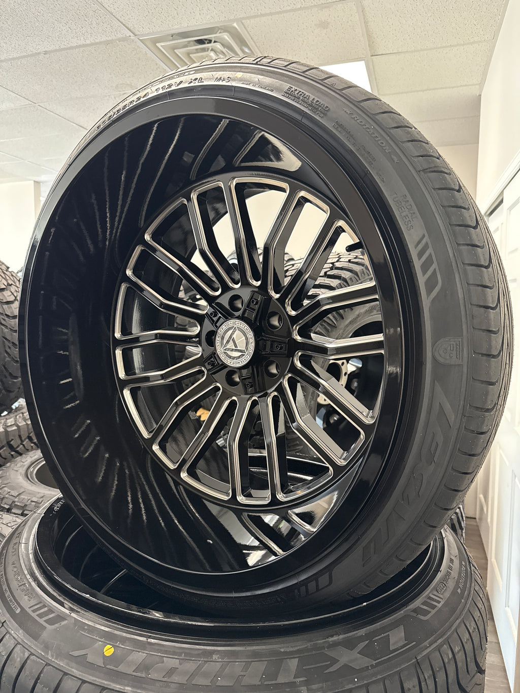 24x14 Artem A204 GBM 5x5/ 5x5.5 & 305/35R24 Lexani
