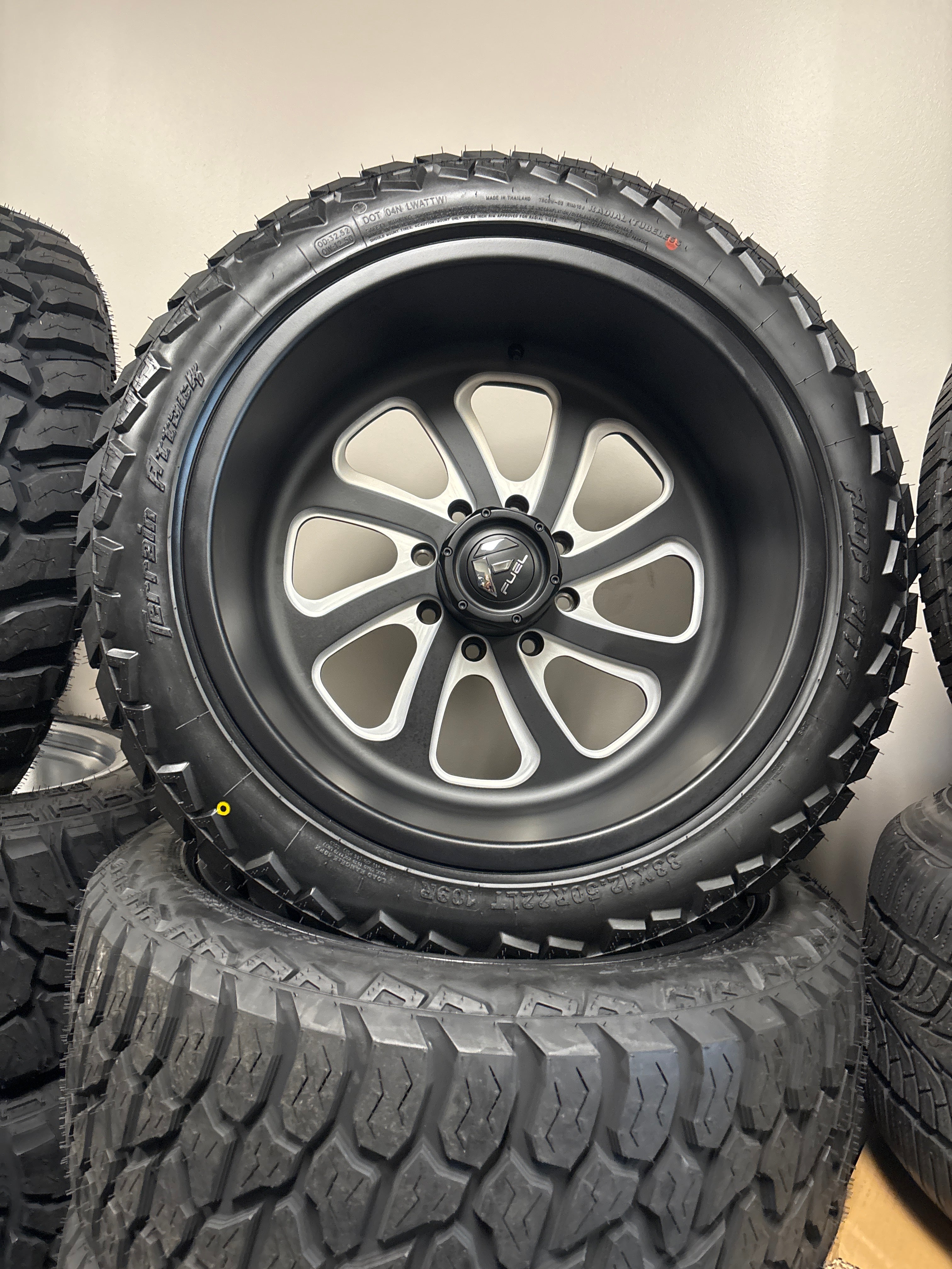 22x12 Fuel Forged Flow 8x170 & 33x12.50R22 AMP ATA
