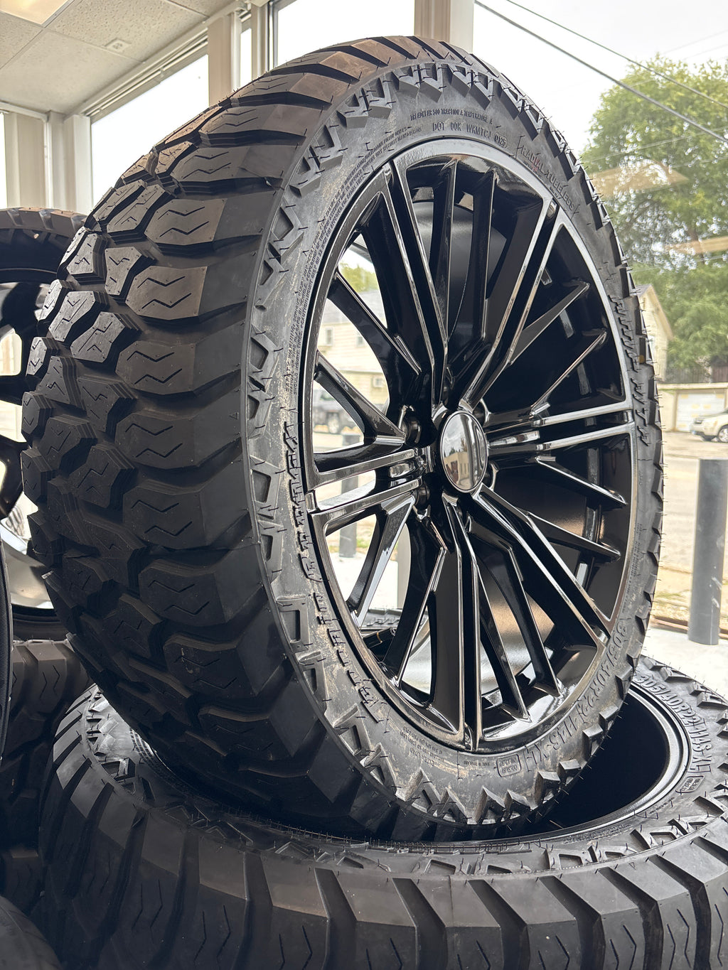 22” ZL1 Rep Gloss Black 6x5.5 & 305/40R22 AMP ATA