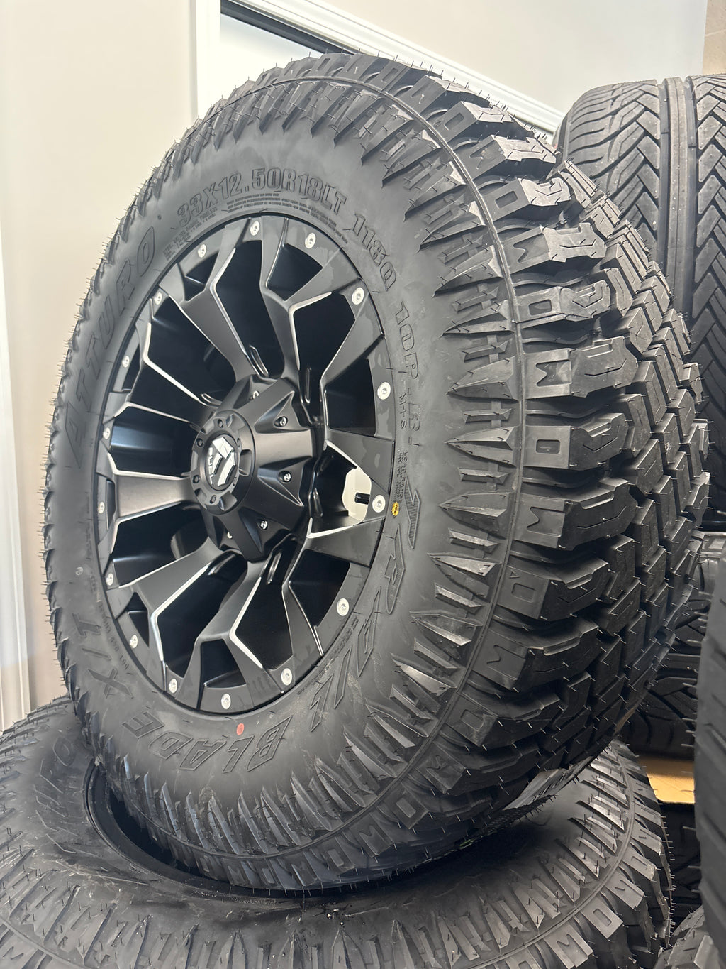 *CLEARANCE 18x9 Fuel Assault 5x5.5/ 5x150 & 33x12.50R18 Atturo XT