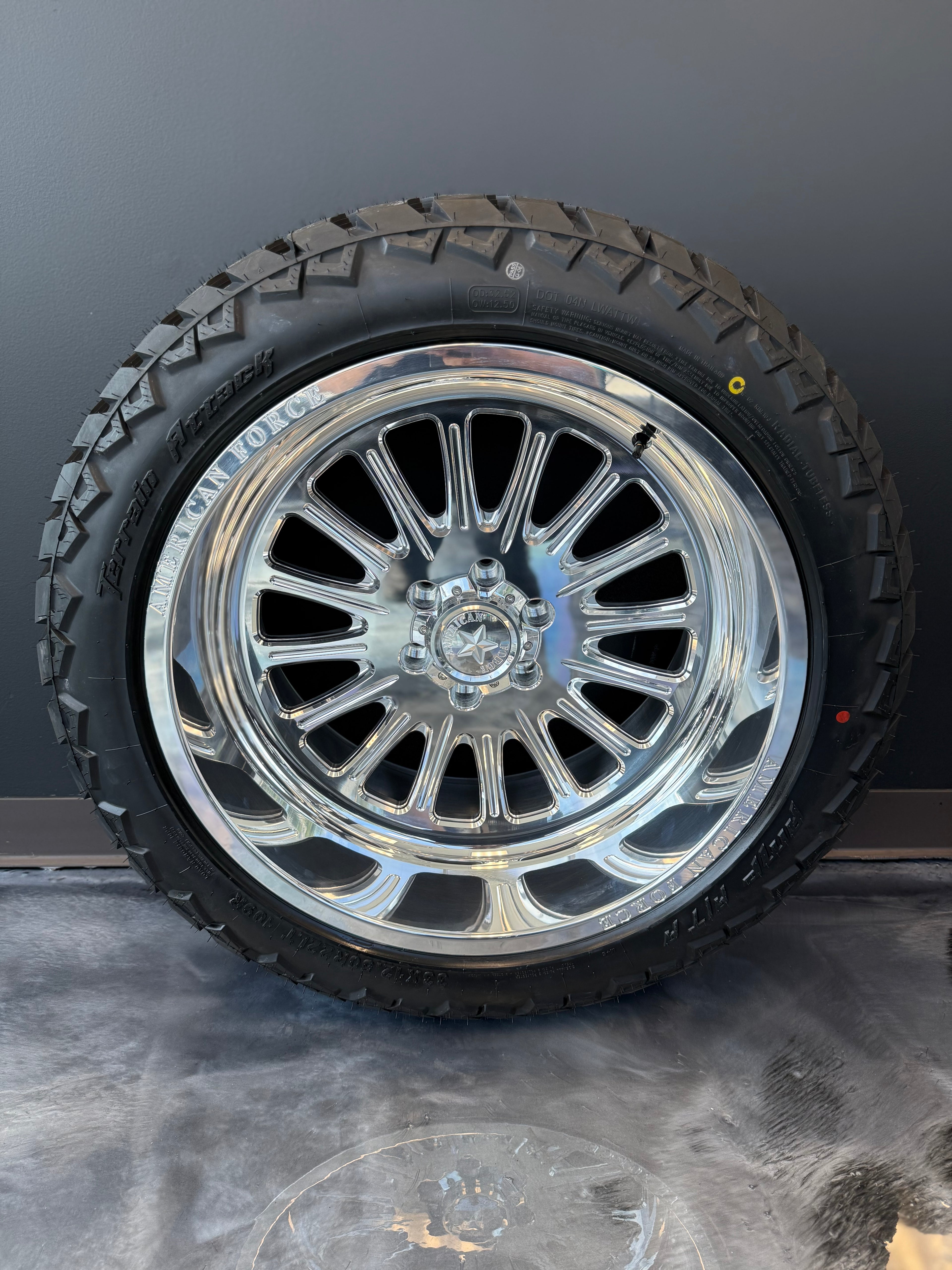 22x12 American Force Lexar SS 6x5.5 & 33x12.50R22 AMP ATA