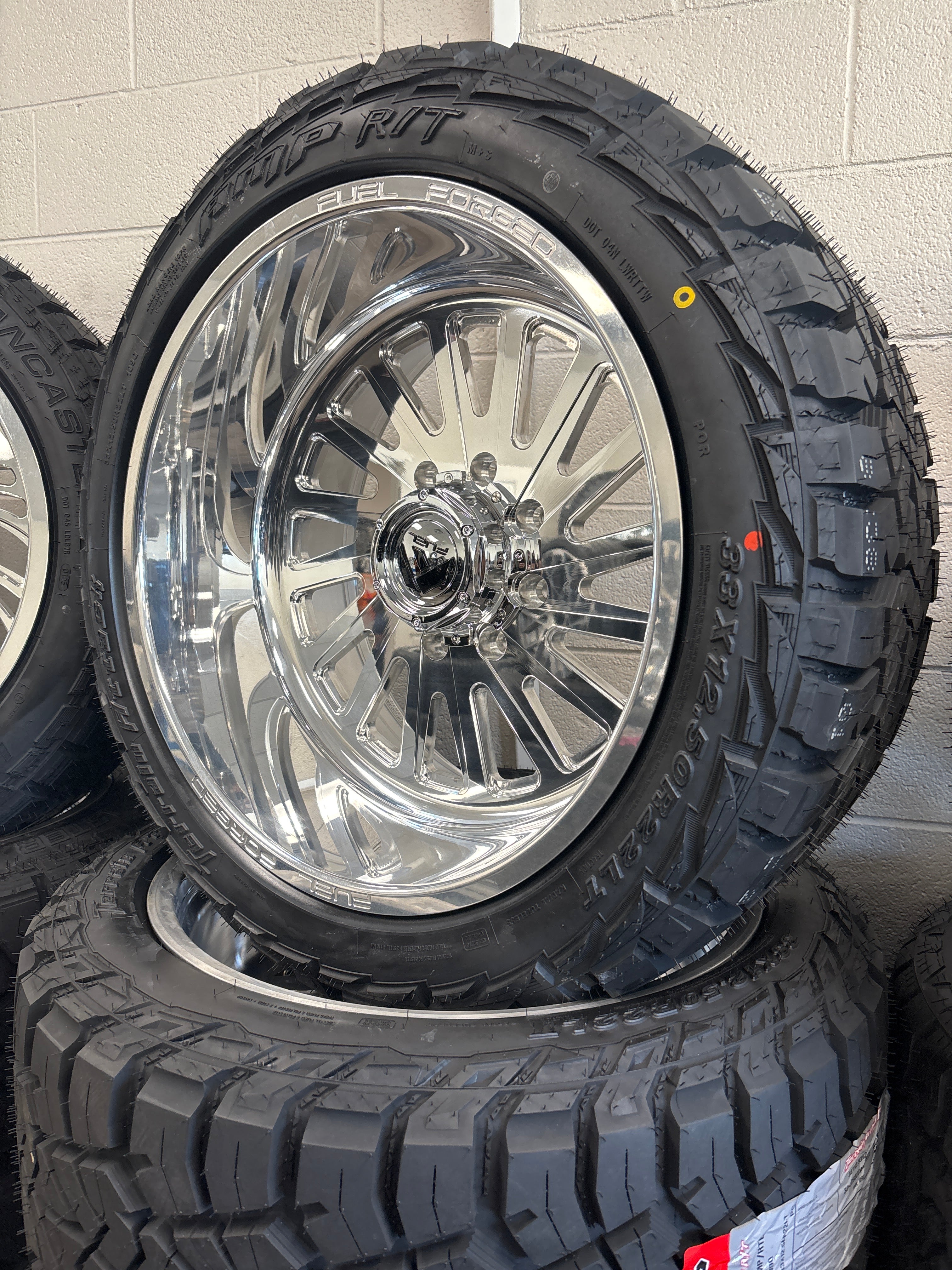 22x12 Fuel Forged FF016 Polished 8x180 & 33x12.50R22 AMP R/T