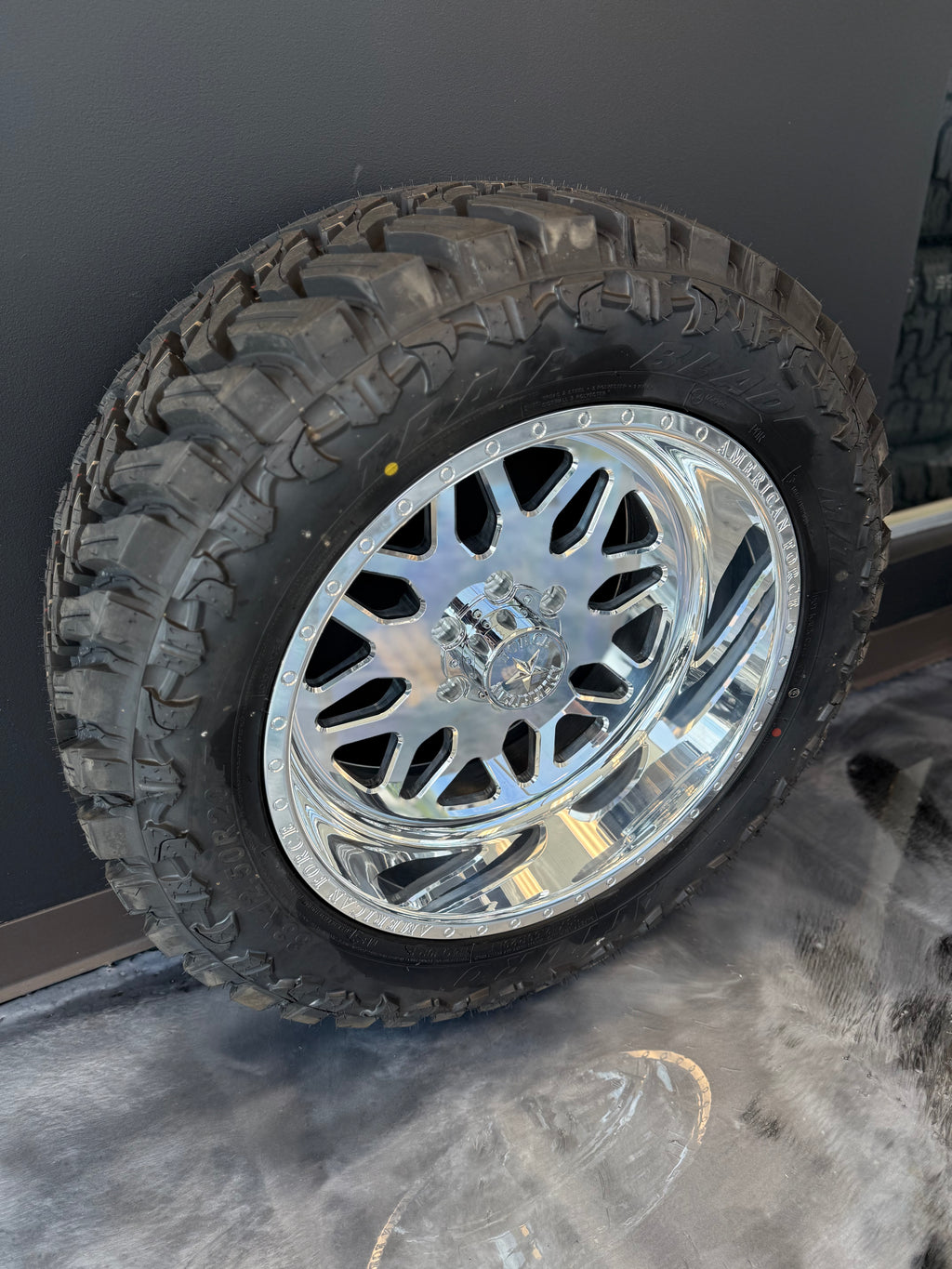 20x10 American Force Trax SS 6x5.5 & 33x12.50R20 Atturo MT