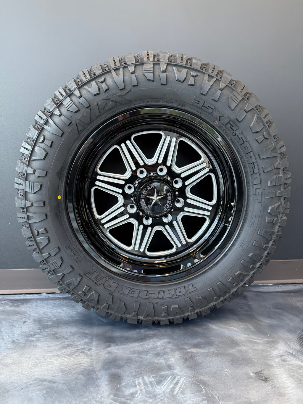 20x9 American Force Tempo 8x180 & 35x12.50R20 Avix RT - Blowout