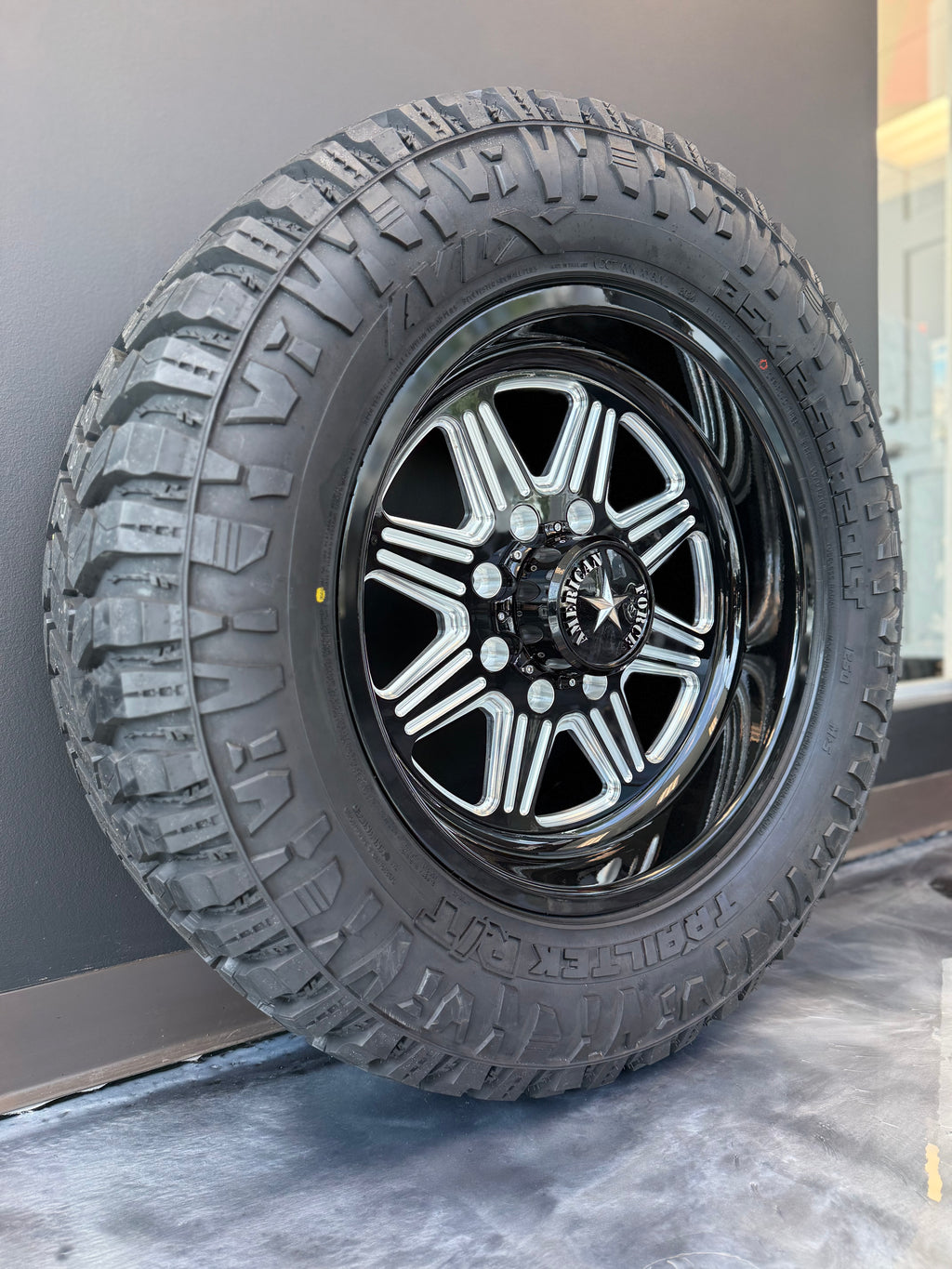 20x9 American Force Tempo 8x180 & 35x12.50R20 Avix RT - Blowout