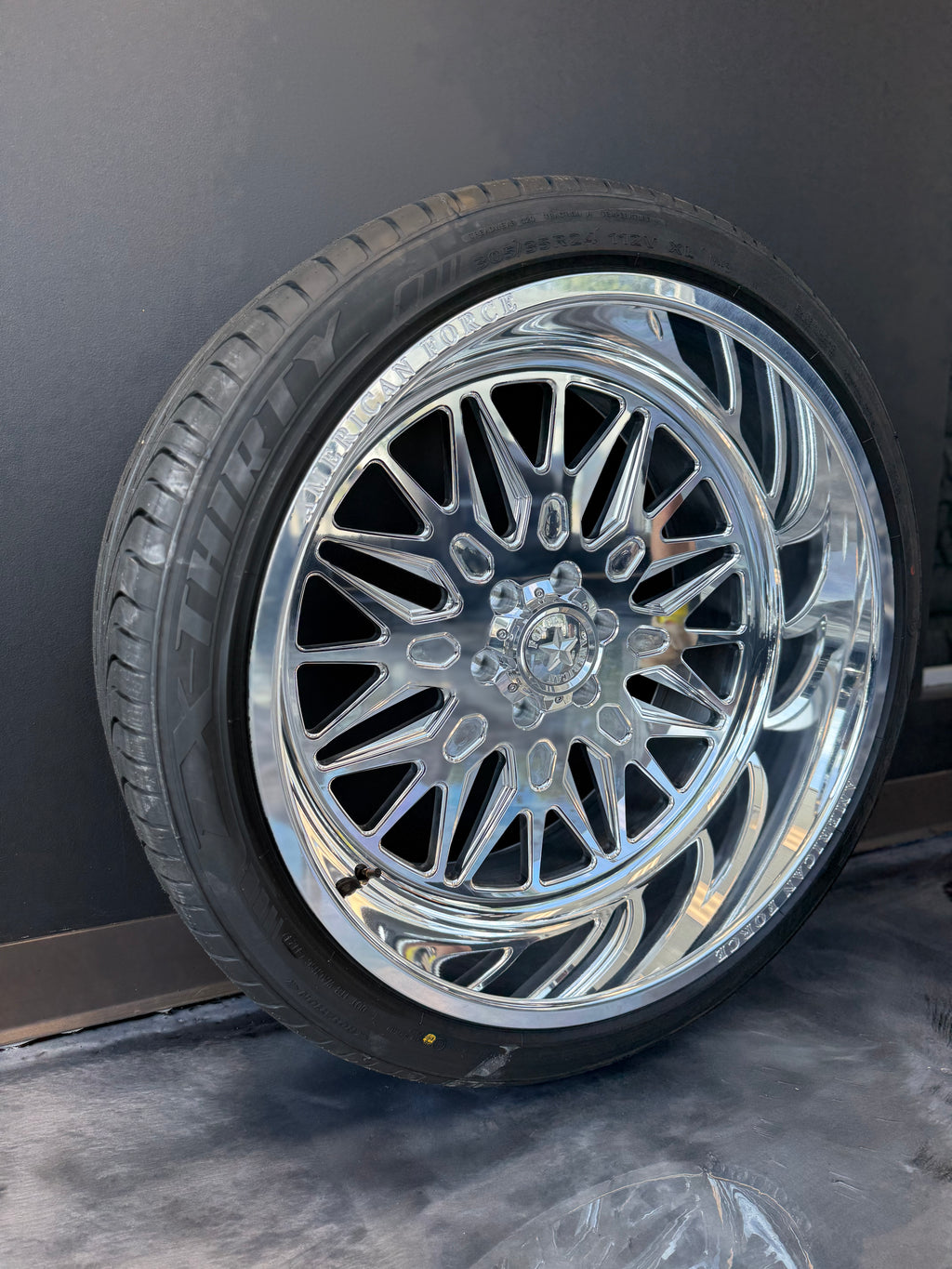 24x12 American Force Iceberg SS 6x5.5 & 305/35R24 Lexani