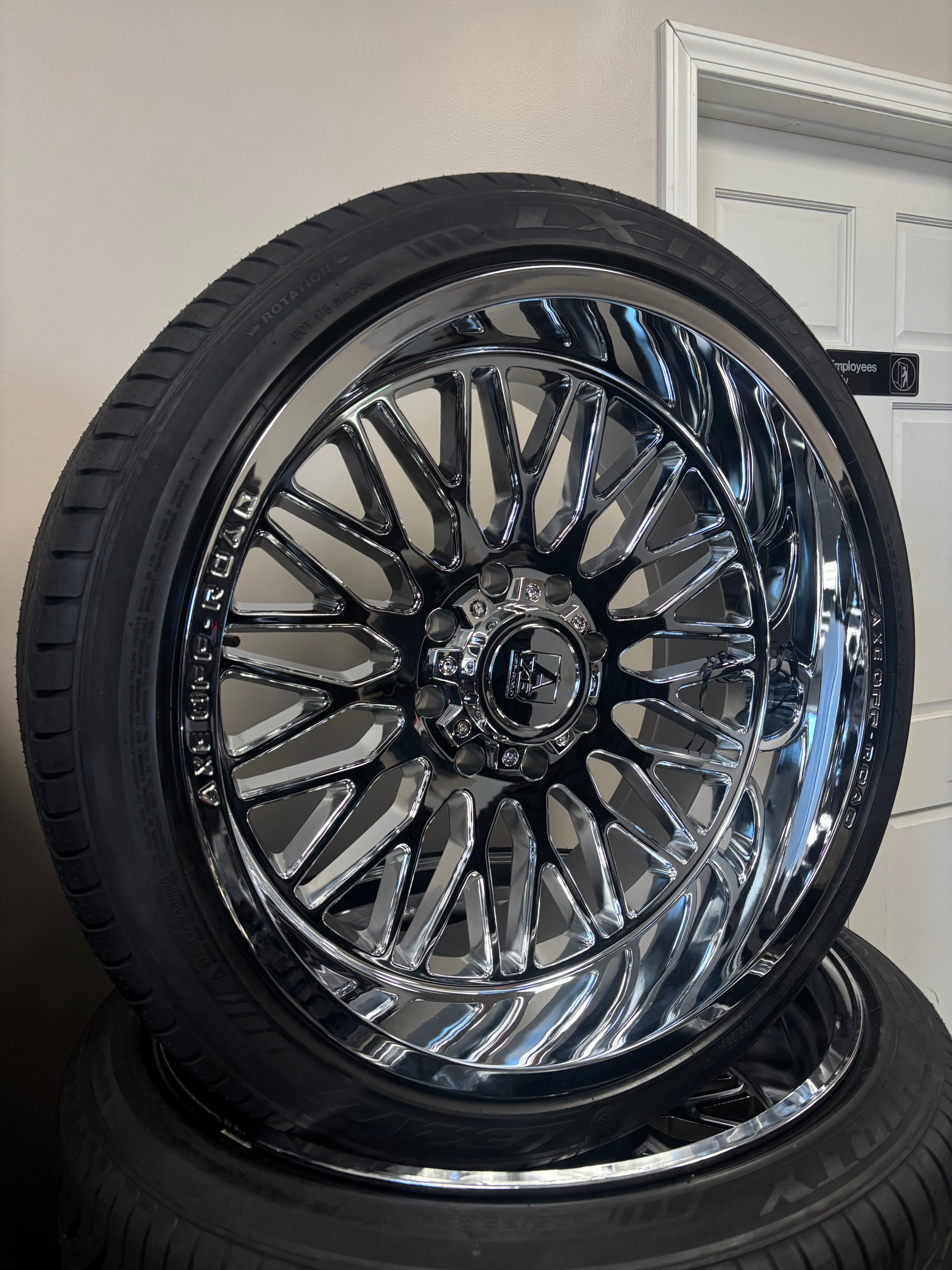 24x12 Axe Krato 8x180 & 305/35R24 Lexani LX-Thirty