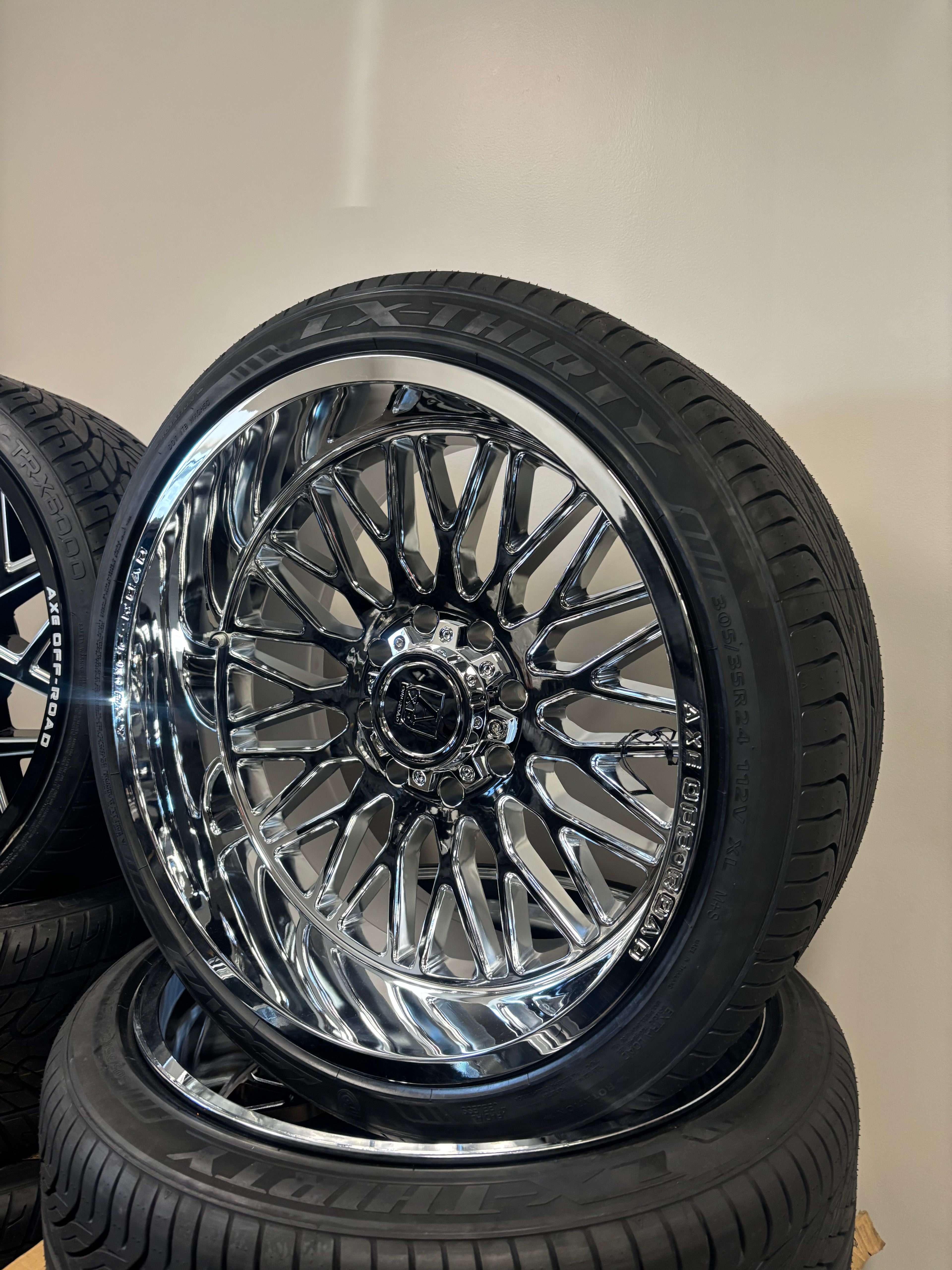 24x12 Axe Krato 8x180 & 305/35R24 Lexani LX-Thirty